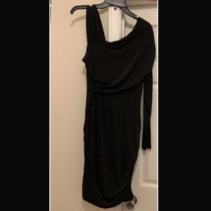 VENUS Dresses - Black one sleeve dress VENUS Dresses - Black one sleeve dress